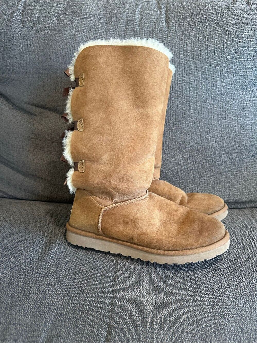 UGG Bailey Bow Tall II Triple Chestnut Suede Fur Boots Womens Size 9